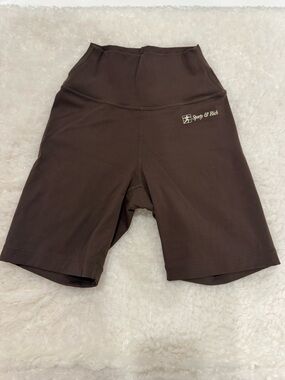 Sporty & Rich Runner Script Biker Short - Chocolate/White NWOT